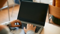 オンサイトデータ消去作業のイメージ(ノートPC)